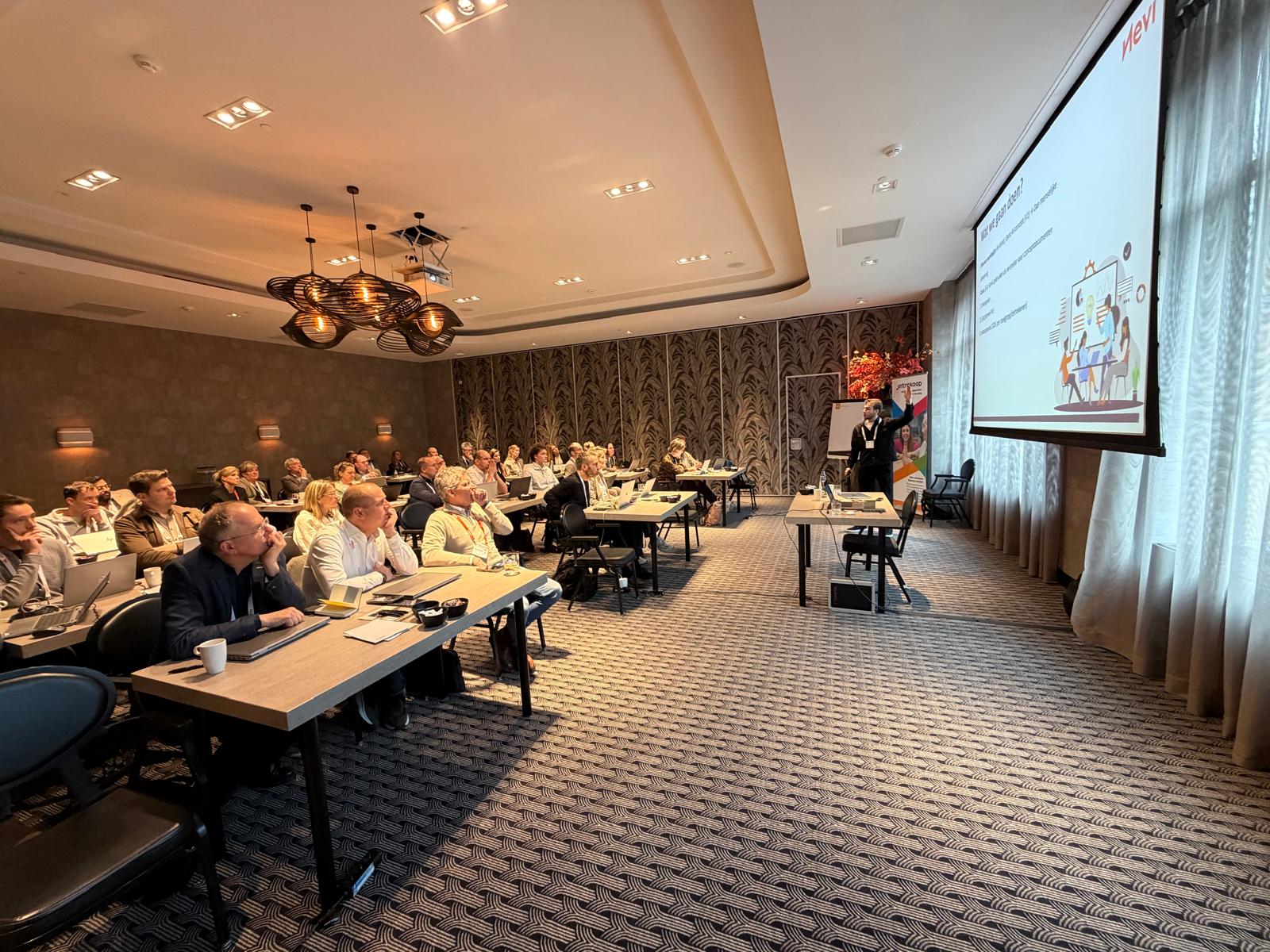 ad1e8905-7ede-403c-945d-0a03303ff32d